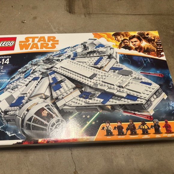 SOLD!!Brand new LEGO A Star Wars Story Kessel Run Millennium Falcon 75212 - Picture 5 of 9